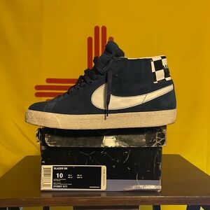 Rare Nike sb blazer checker board size 10
